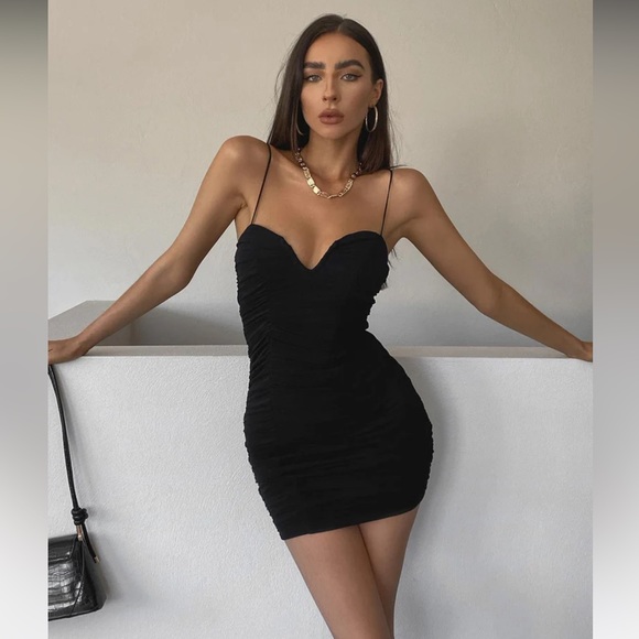 Black Mini Dress Princess Polly Size 6 NWT - Picture 1 of 2